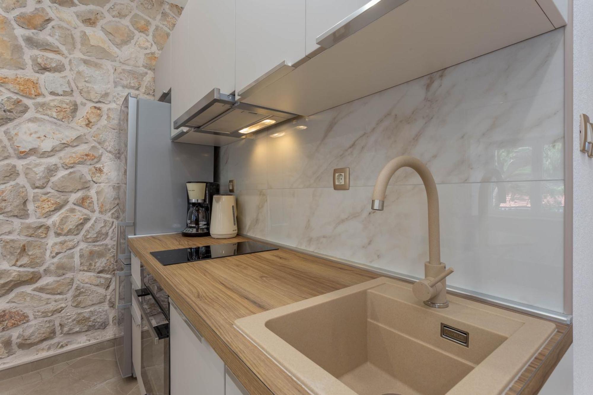 Apartments By The Sea Cove Zastupac, Hvar - 8761 Hvar Town Room photo